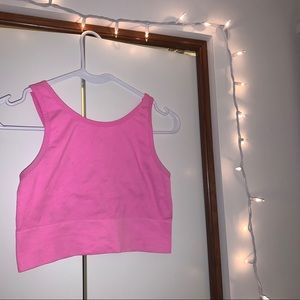 High neck sports bra